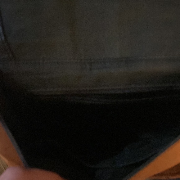 🍍FOSSIL CROSSBODY🍍F-1 - Picture 2 of 4